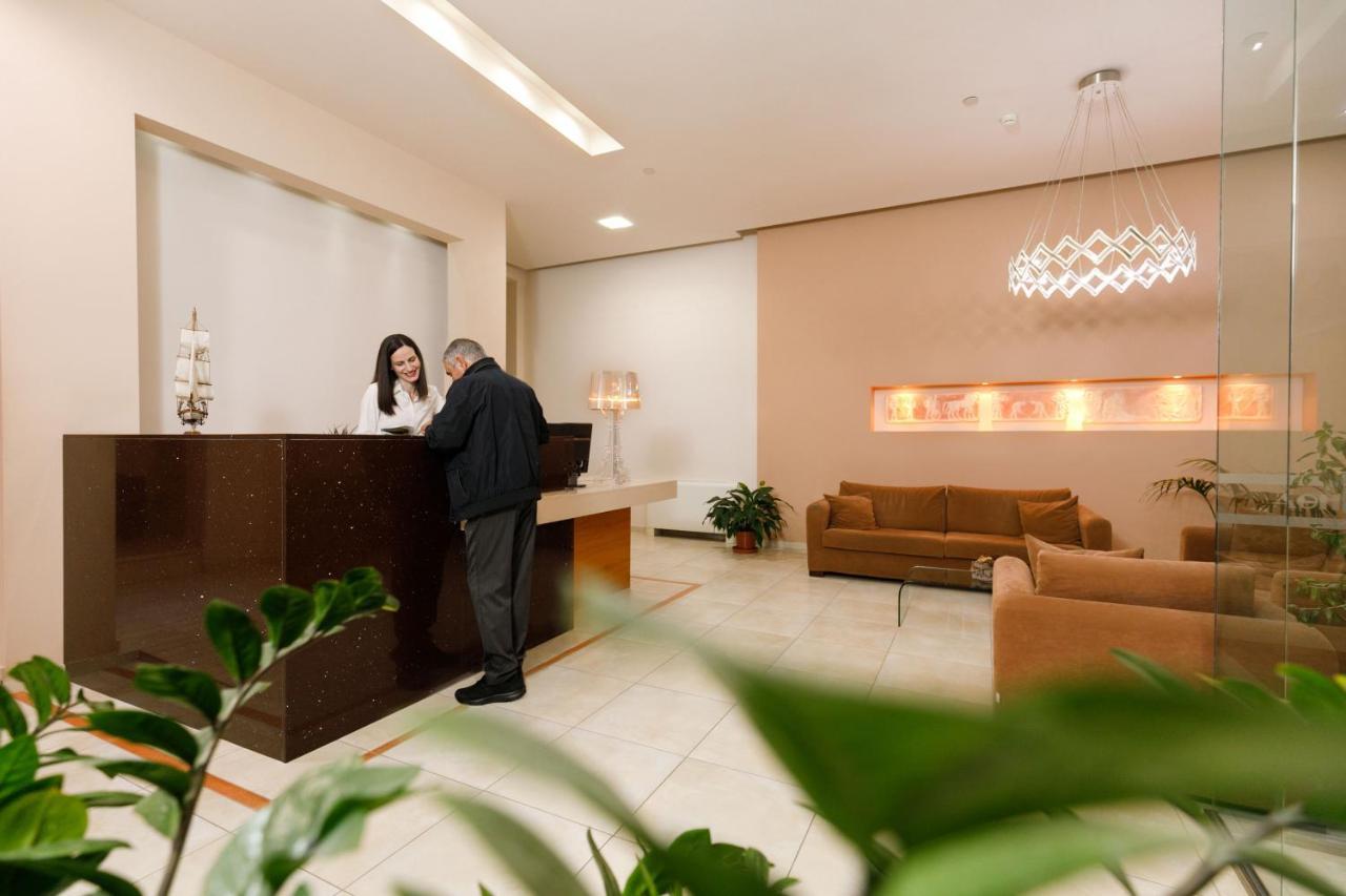 Hotel Athina Lamia Luaran gambar